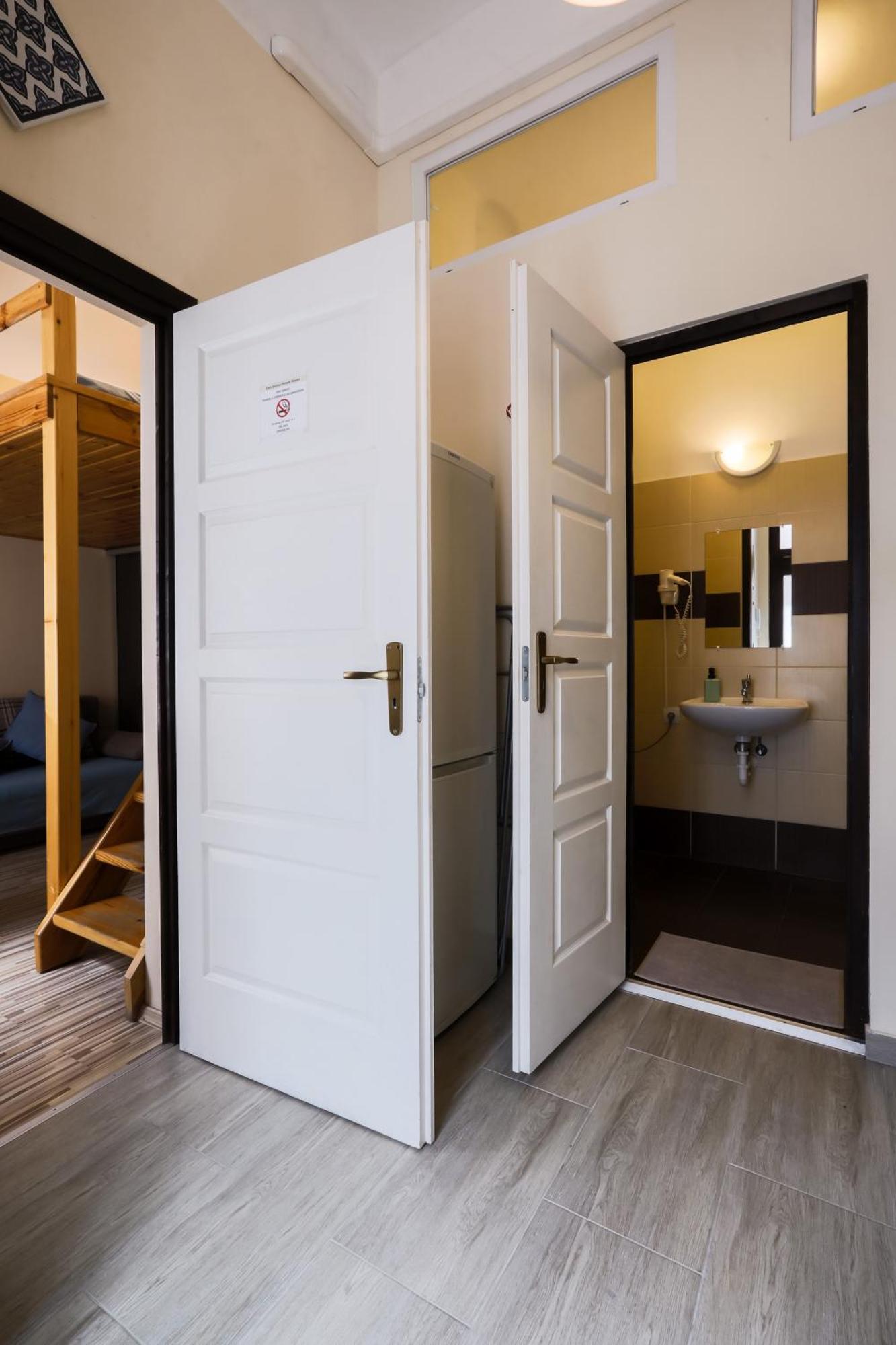 East Station Apartments Budapest Esterno foto